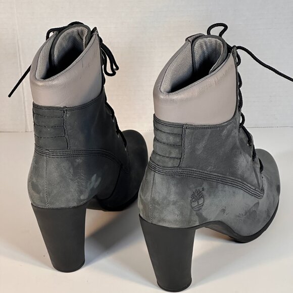 Ladies size 9 gray suede boots - Picture 13 of 16